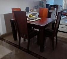 Se vende mesa de comedor